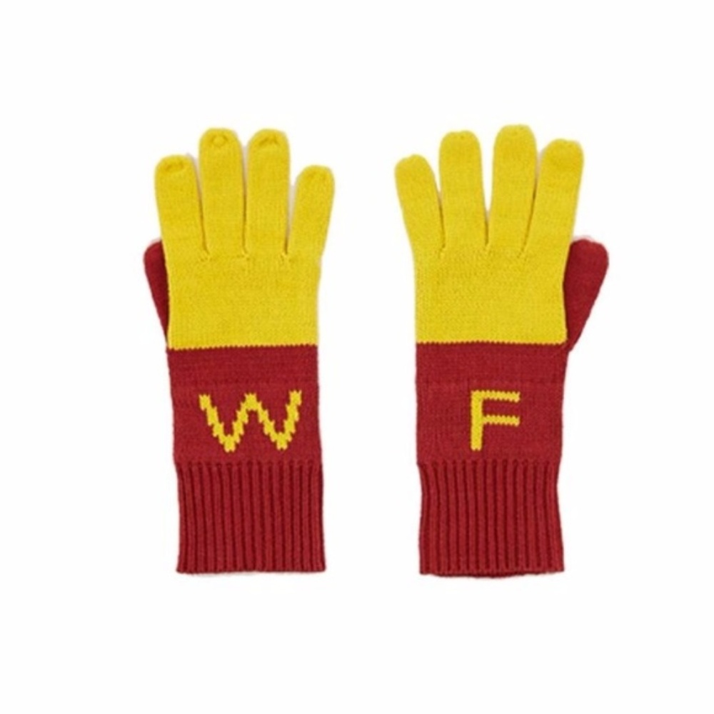 Wildfox Couture French Fry Gloves / Mittens NWT - Picture 2 of 6